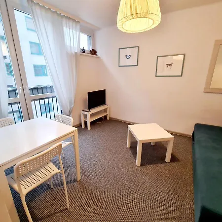 Topfloor Greeceflat A Cosy Flat In The City Center Апартаменты Варшава